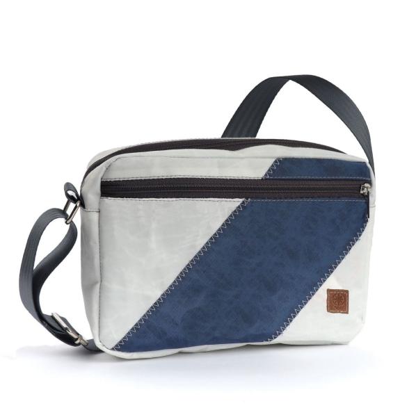 Umhängetasche klein  "Fender"